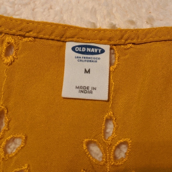 Women's mustard yellow cap sleeve top - Picture 5 of 5